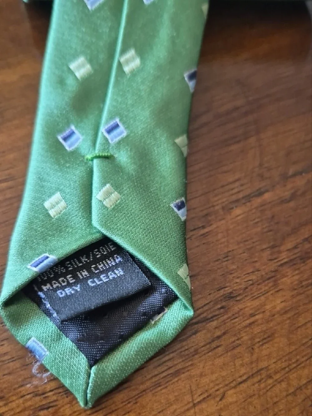 Bill Blass Men's Green Silk Geometric Tie